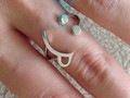 Женское серебряное кольцо в виде смайла улыбки на заказ